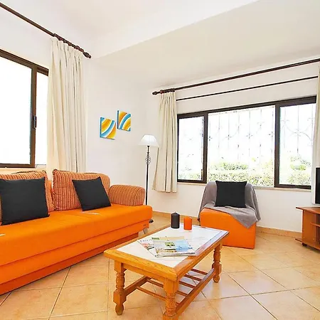 Villa Isis - Com Piscina Aquecivel E Bbq - Albufeira