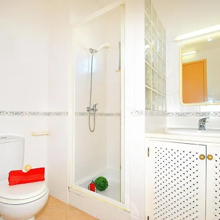 Villa Isis - Com Piscina Aquecivel E Bbq -
